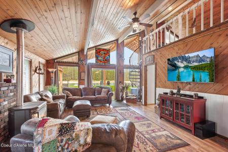 333 E Cedar Lane, Priest River, Idaho 83856