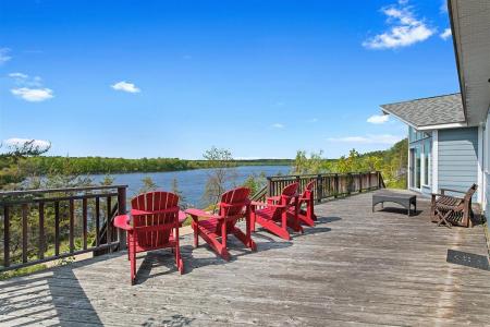 30 Ch. des Iroquois, L'Île-du-Grand-Calumet, Quebec J0X 1J0, Kanada