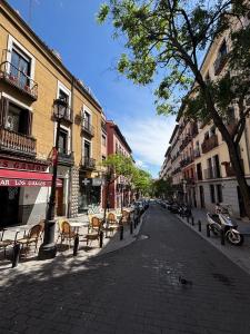 Madrid, Comunidad de Madrid 28012, Spain