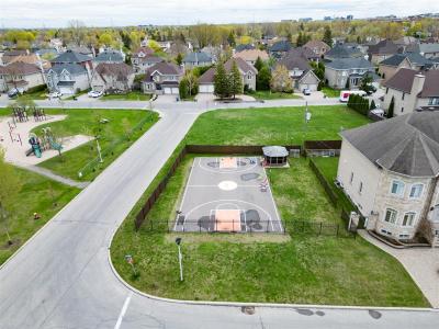 Rue Matisse, Dollard-Des Ormeaux, Quebec H9A 3J6, Canadá