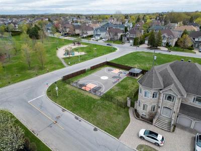 Rue Matisse, Dollard-Des Ormeaux, Quebec H9A 3J6, Canadá