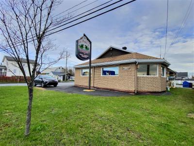 349 Rue Témiscouata, Rivière-du-Loup, Quebec G5R 2Y9, Canada