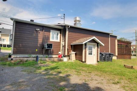 109 Rue St-Charles, Saint-Louis-du-Ha! Ha!, Québec G0L 3S0, Canada
