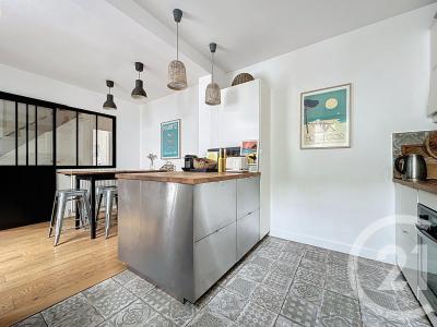 Jouy En Josas, Île-de-France 78350, アキタン