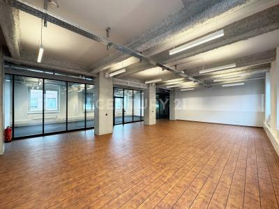 Frankfurt, Hessen 60326, Germany