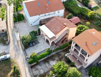 Malinska, Milovčići, Malinska, Primorsko-goranska Županija, Slovenia