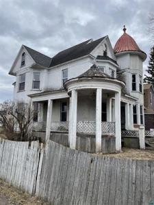 2002 Banks Ave, Superior, Wisconsin 54880, USA