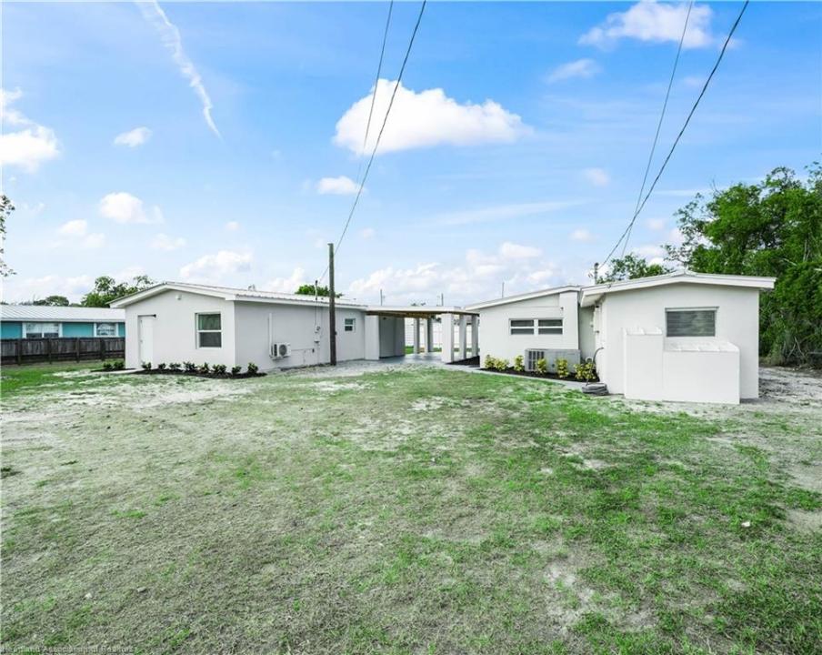 1802 E Claradge Aevnue, Avon Park, Floride 33825, États-Unis