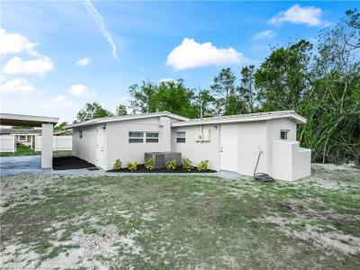 1802 E Claradge Aevnue, Avon Park, Floride 33825, États-Unis