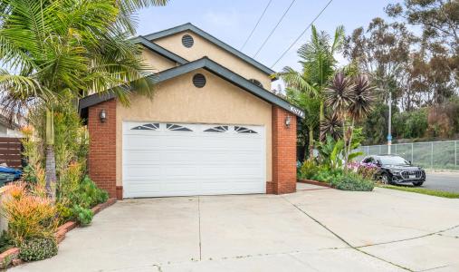 5048 W 121st Street, Hawthorne, California 90250, USA