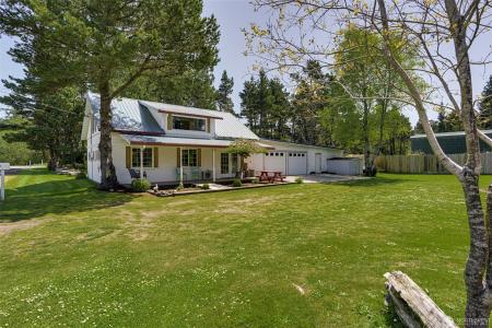 1506 163rd Place, Long Beach, Washington 98631, USA