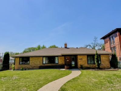 1015 Douglas Ave., Yankton, SD 57078, USA