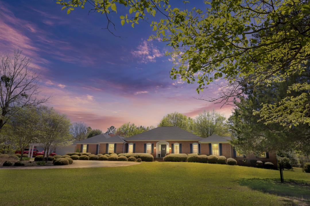 32 Green Oak Circle , Thomaston, Georgia 30286