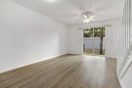3599 NW 14th Court, Lauderhill, Floryda 33311, USA