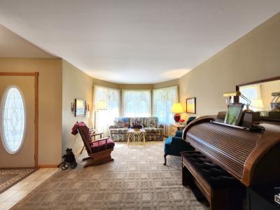 1112 Sapphire Ct, Mason City, Iowa 50401