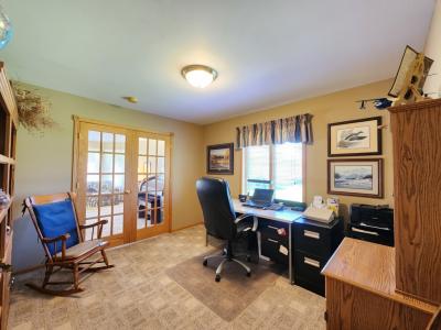 1112 Sapphire Ct, Mason City, Iowa 50401