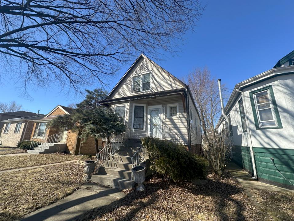 9418 S Spaulding Avenue, Evergreen Park, Illinois 60805, USA