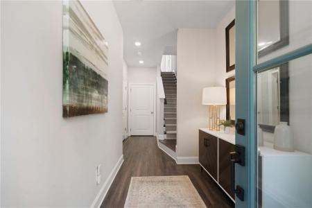 1815 La Dawn Lane NW, Atlanta, جورجيا 30318, الولايات المتحدة