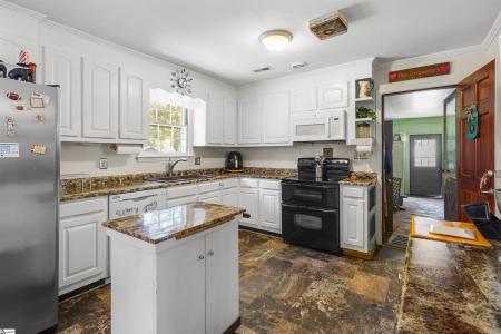1211 Old Pelzer Road, Piedmont, South Carolina 29673, USA