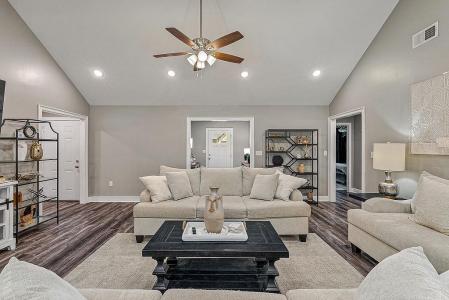 2100 N 29th, Paragould, Arkansas 72450, USA
