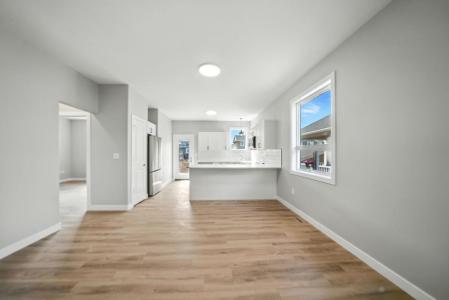 84 REYNOLDS ROAD, Sylvan Lake, Alberta T4S 0L8, Canada
