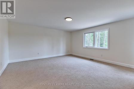 94A FRONTENAC CRESCENT, Deep River, Ontario K0J 1P0, Canada