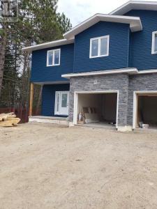 94D FRONTENAC CRESCENT, Deep River, Ontario K0J 1P0, Canada