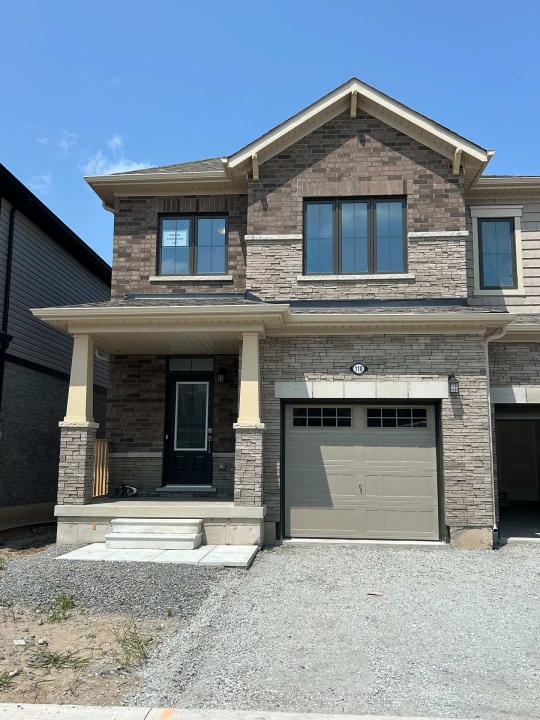 110 BRIGHTON LANE, Thorold, Ontario L2V 0P7, Canada