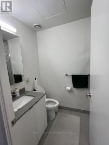 3 ROSEWATER STREET, Richmond Hill (south Richvale), Ontario L4C 5T6, Canada