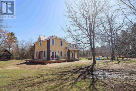 2521 U LINE RD, Hilton Beach, Ontario P0R 1G0, Canada