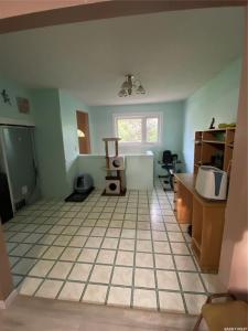 236 10TH STREET NE, Weyburn, 萨斯喀彻温省 S4H 1H3, 加拿大
