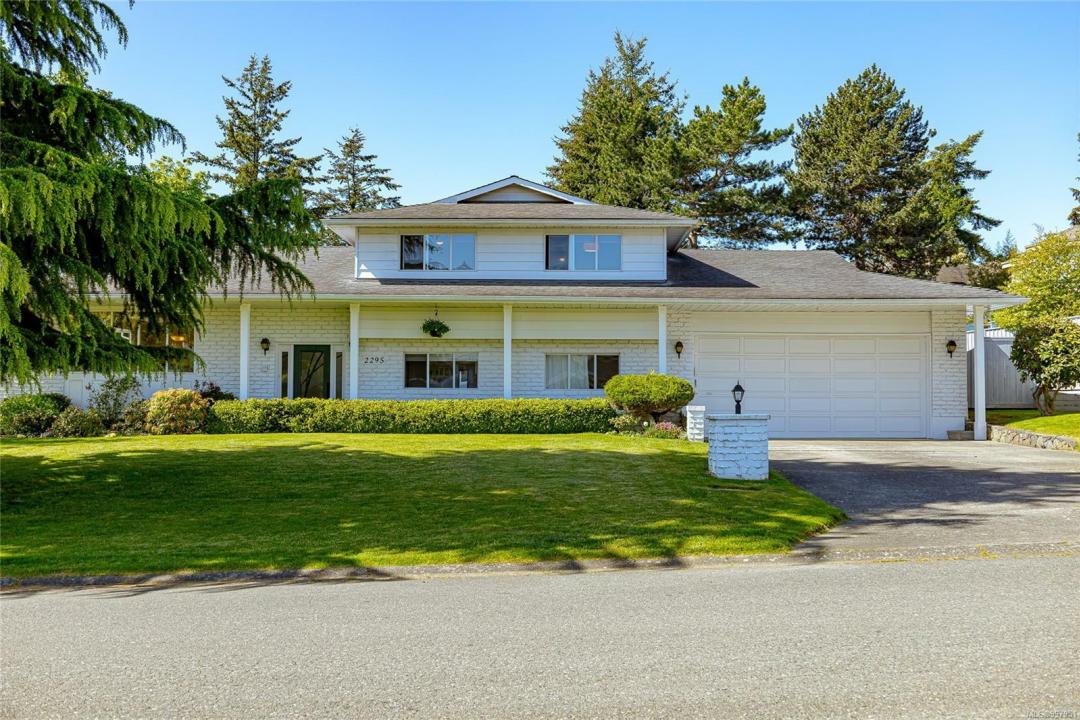 2295 GREENLANDS RD, Saanich, Britisch-Kolumbien V8N 5B9, Kanada