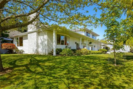2295 GREENLANDS RD, Saanich, Britisch-Kolumbien V8N 5B9, Kanada