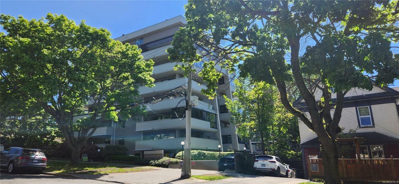 819 BURDETT AVE, Victoria, Colúmbia Britânica V8W 1B3, CANADÁ