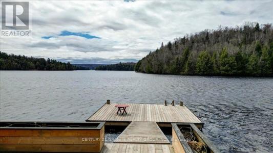 539 DOG BAY ROAD, Hastings Highlands (herschel Ward), Ontario K0L 2S0, Canada