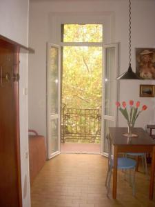 Viale Certosa, Milano, Lombardia 29151, Itália