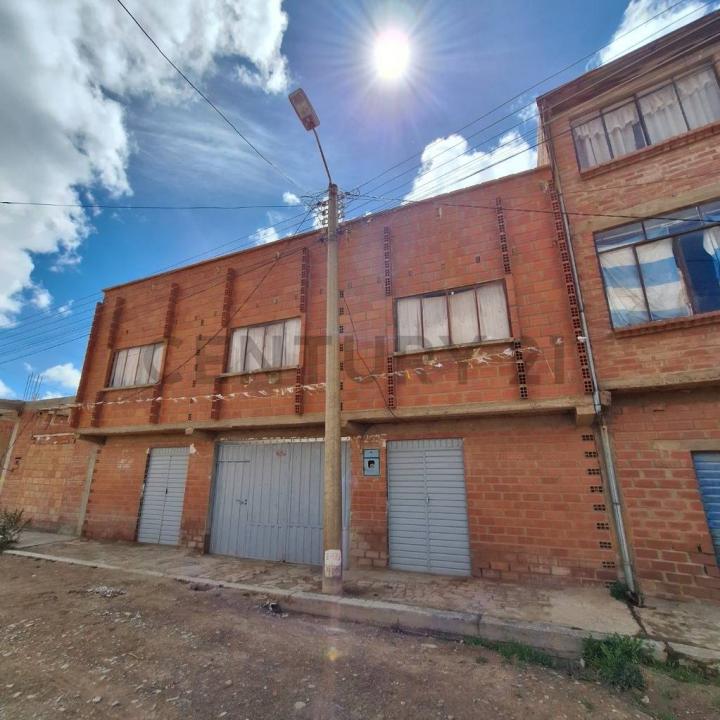 ZONA VILIROCO URB. SAN JUAN VILIROCO LOTE NRO 14 MANZANO E, Viacha, La Paz NN, Bolívia