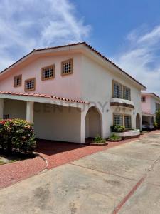 Principal de Lecheria Villas Paraiso, Lechería, Anzoategui 00001, Venezuela