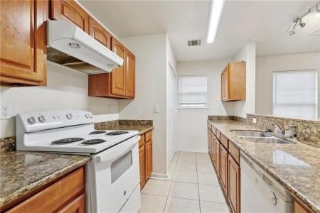 3240 TOLEDANO Street, New Orleans, Louisiana 70125, USA