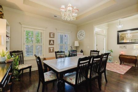 51 Waters Edge Drive, Little Rock, Arkansas 72204-8645, USA