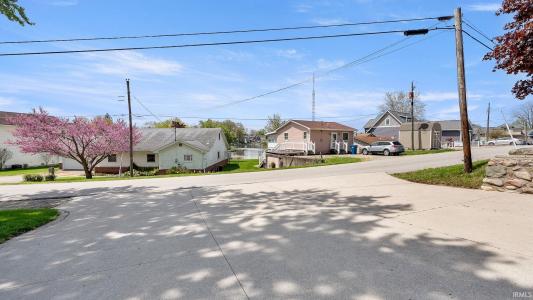 2395 Ln 150 Hamilton Lake, Hamilton, Indiana 46742