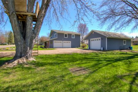 303 W Maple Street, Thorp, ウィスコンシン 54771, アメリカ合衆国