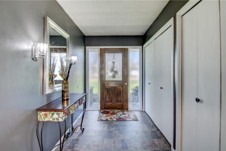 303 W Maple Street, Thorp, ウィスコンシン 54771, アメリカ合衆国