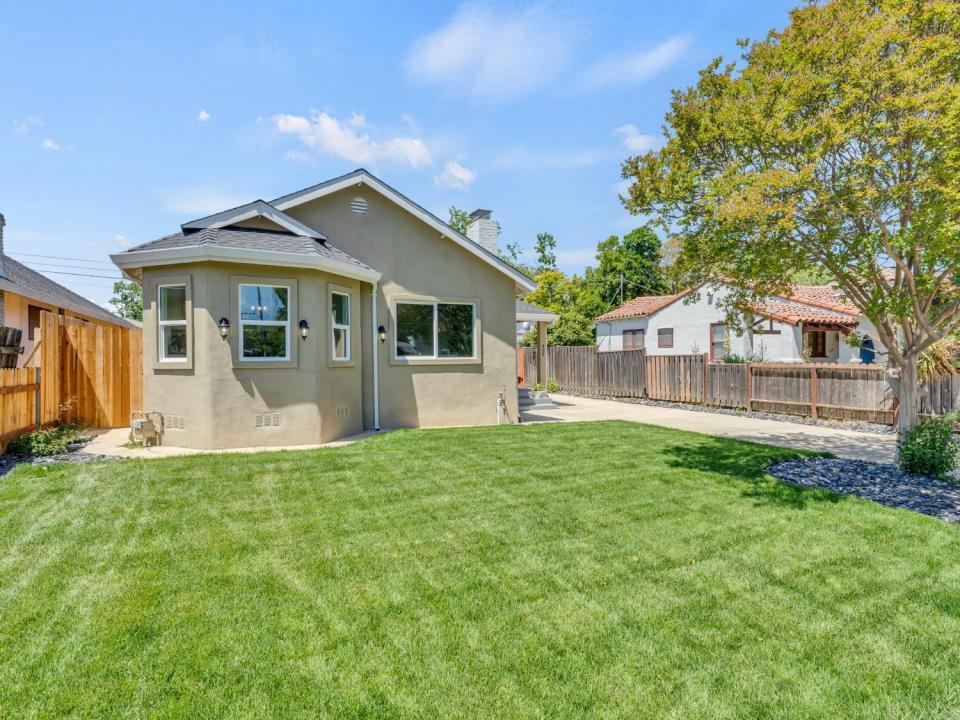 Casa Unifamiliar en Venta en 432 42nd Street, Sacramento, California ...