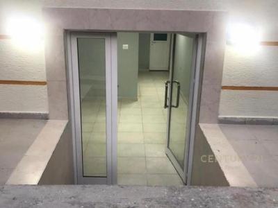 Lulishte 1 Maji, Tirana, Albania