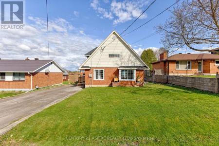 221 BELMONT AVENUE, Pembroke, Ontario K8A 2C6, Canadá