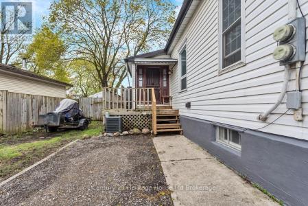 147 SYDENHAM STREET, Woodstock (woodstock - North), Ontario N4S 7B7, Kanada