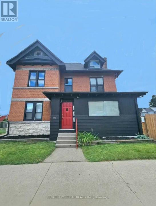 352 BARTON STREET EAST, Hamilton (landsdale), Ontario L8L 2X9, Kanada