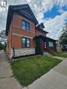 352 BARTON STREET EAST, Hamilton (landsdale), Ontario L8L 2X9, Kanada
