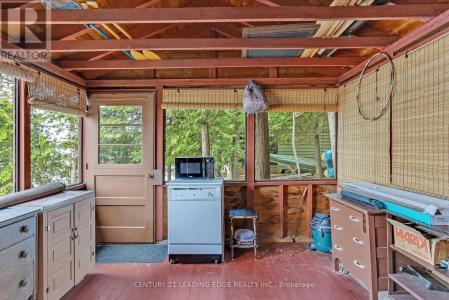 1956 WHITE LAKE ROAD EAST, Douro-Dummer-, Ontario K0L 2H0, Canadá
